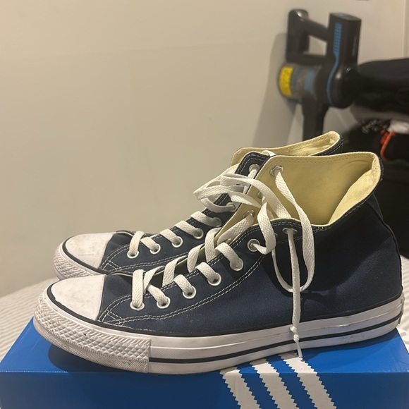 High top navy blue converse - Picture 4 of 4